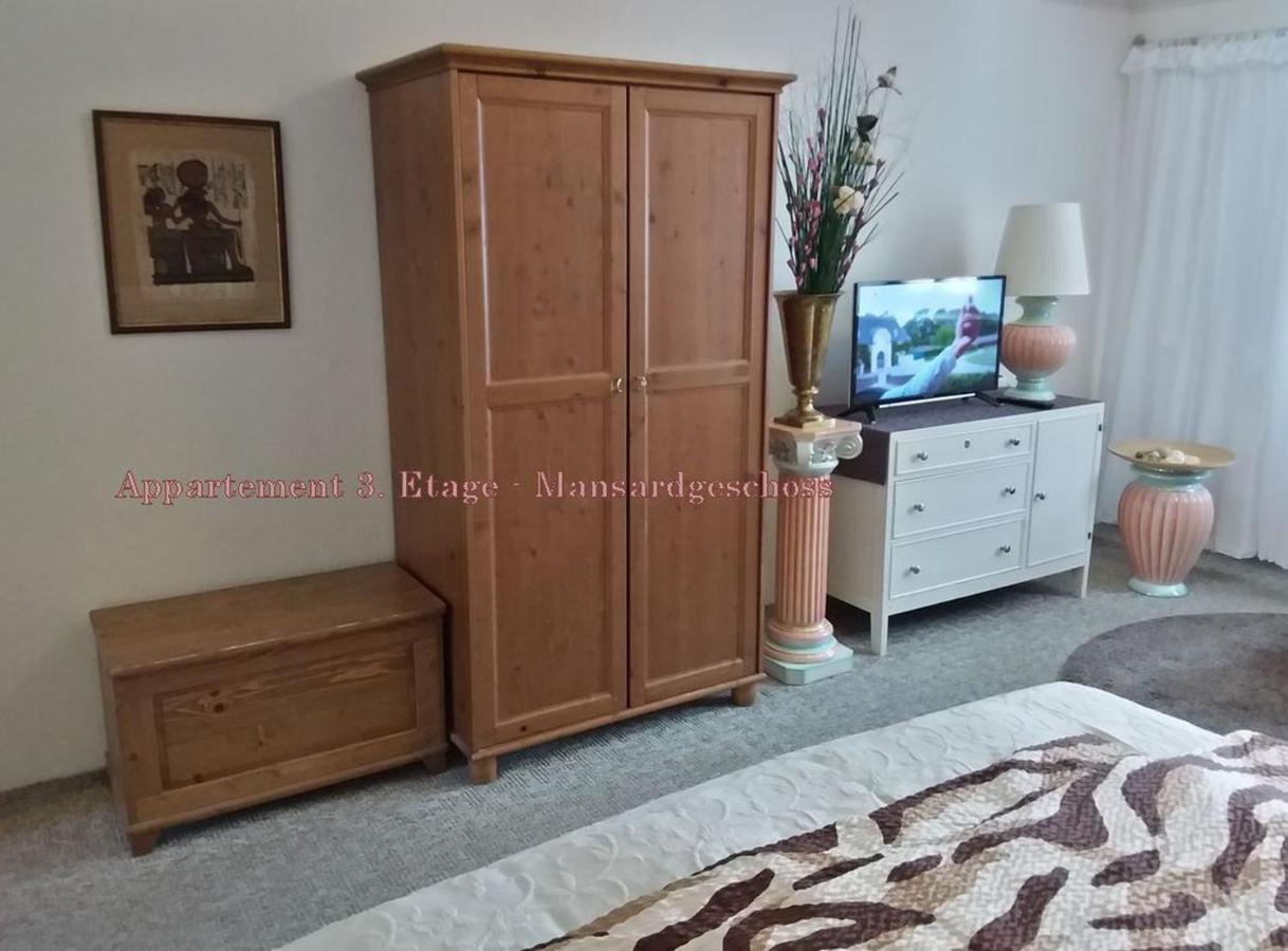 City-Ferienwohnungen-Dresden - Zentral Gelegen Im Haus Louisenstrasse 11 - Dresden-Neustadt Luaran gambar