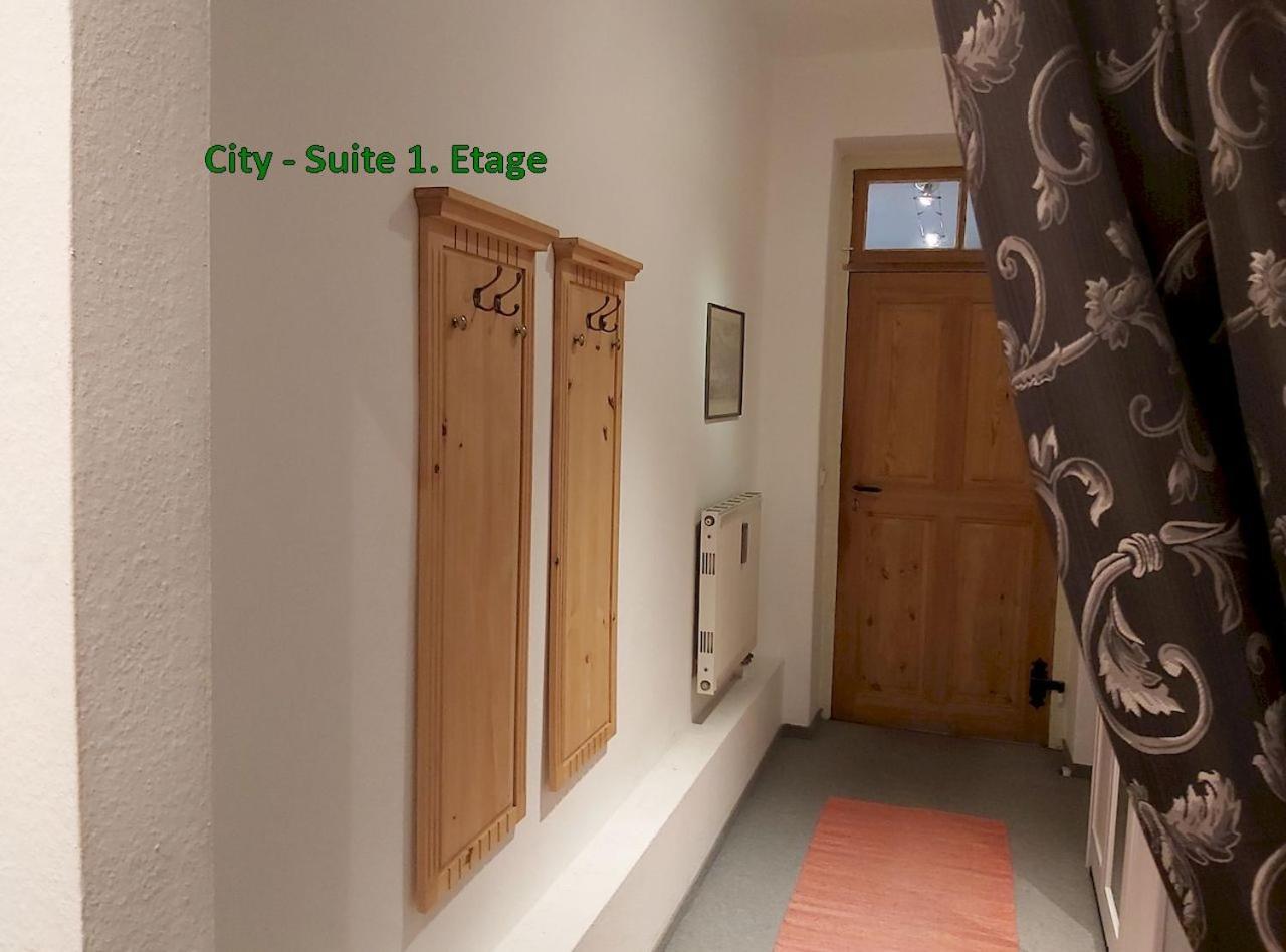 City-Ferienwohnungen-Dresden - Zentral Gelegen Im Haus Louisenstrasse 11 - Dresden-Neustadt Bilik gambar