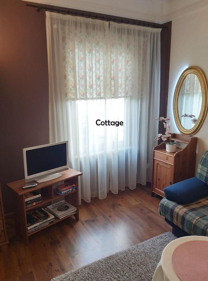 City-Ferienwohnungen-Dresden - Zentral Gelegen Im Haus Louisenstrasse 11 - Dresden-Neustadt Luaran gambar